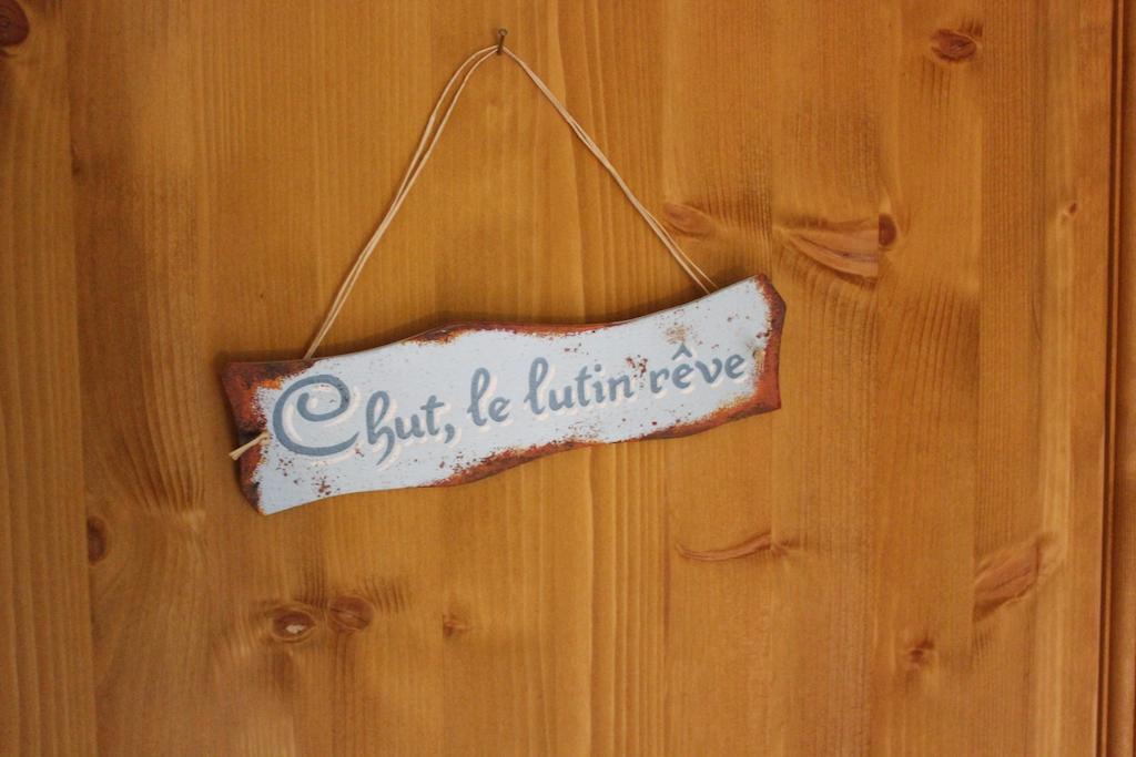 Bed and Breakfast La Bicyclette Fleurie Villemoirieu Номер фото